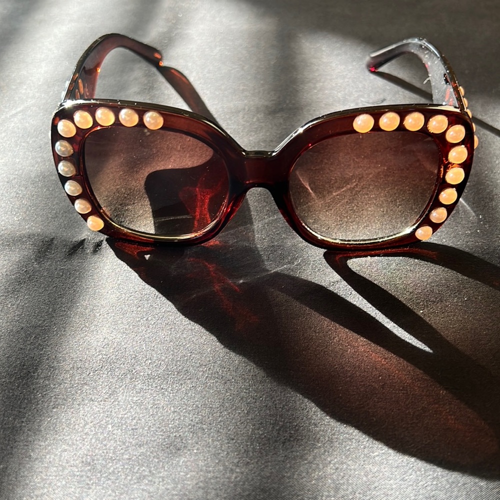 Brand New Brown Square Pearl Embellished Sunglasses